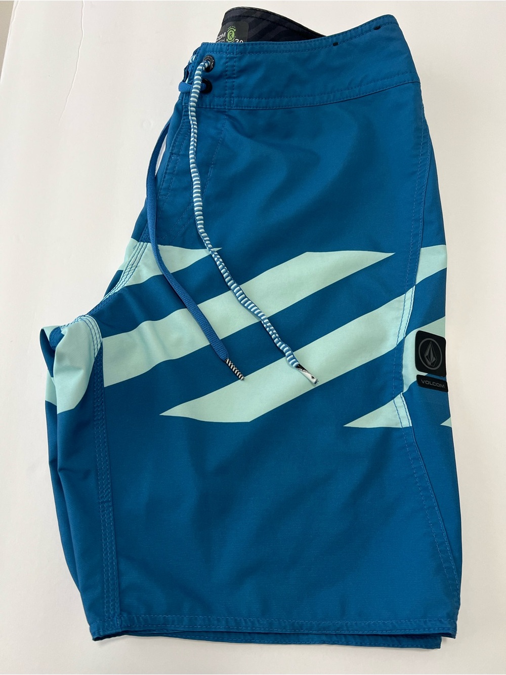 Volcom Teal and Aqua Stripe Board Shorts 30”